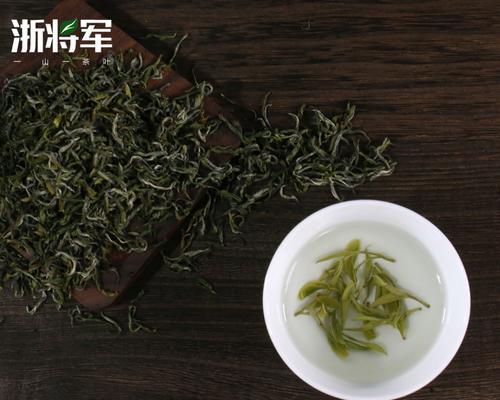 品尝莫干黄芽，品味中国茶文化（了解莫干黄芽茶的历史和鉴赏方法）